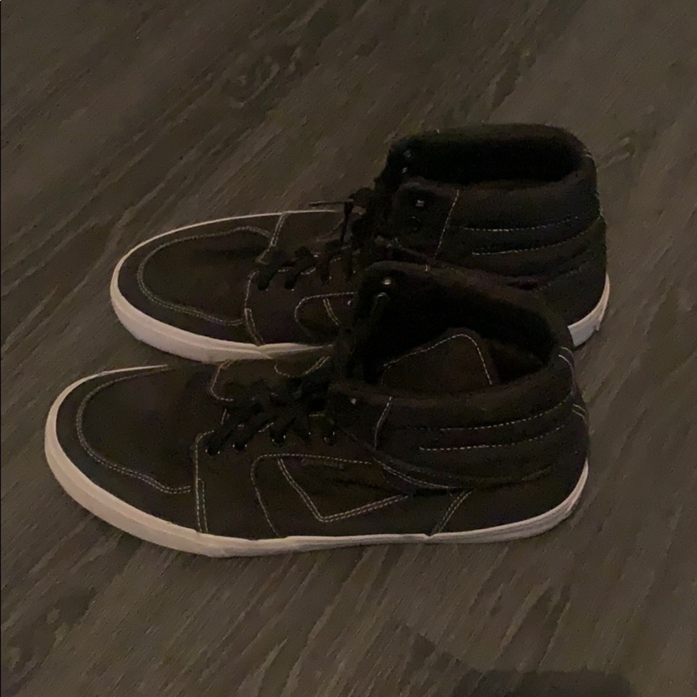 Airwalk shoes